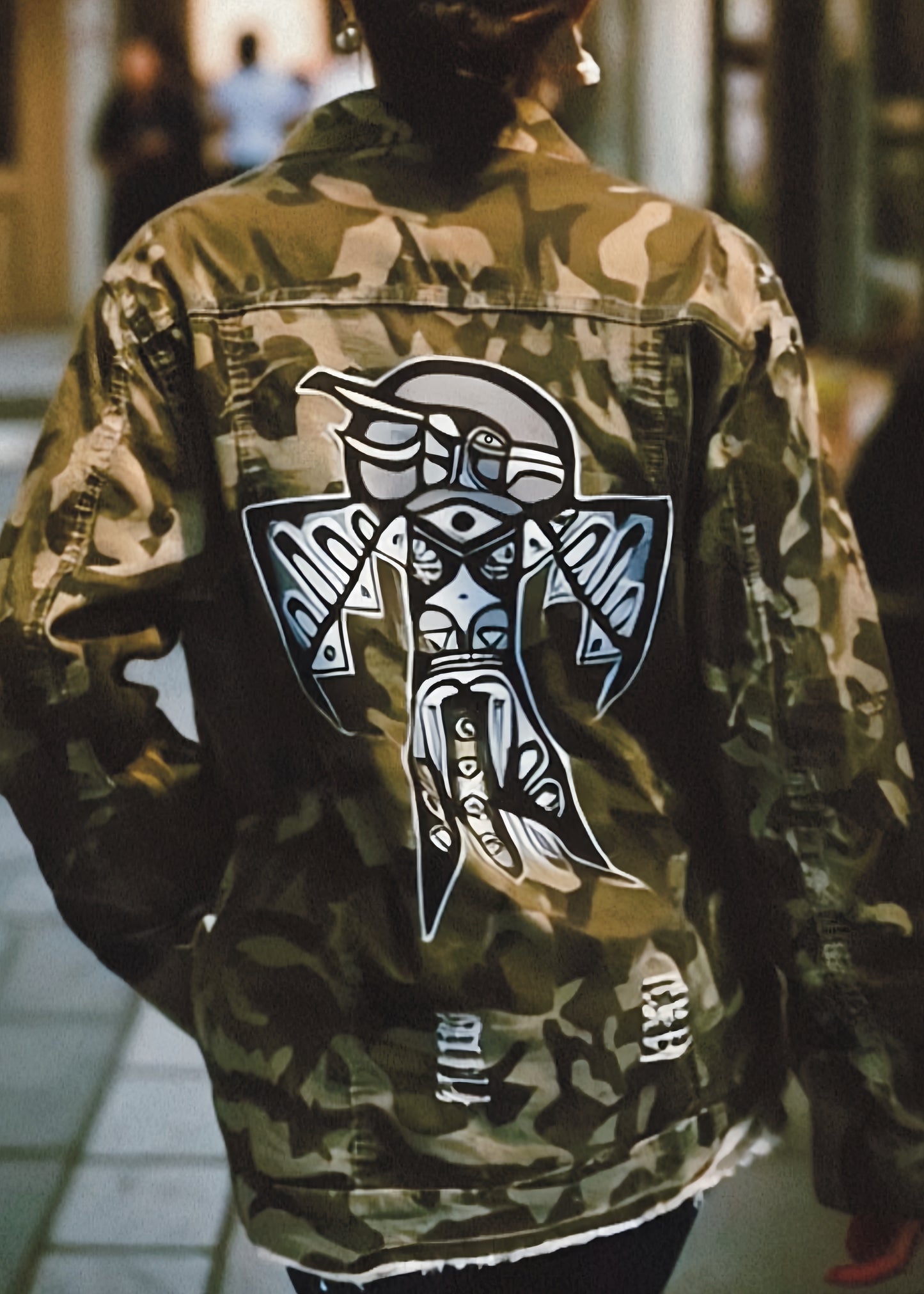 Thunderbird (Noir) - Women's Button Up Long Sleeve Camo Print
