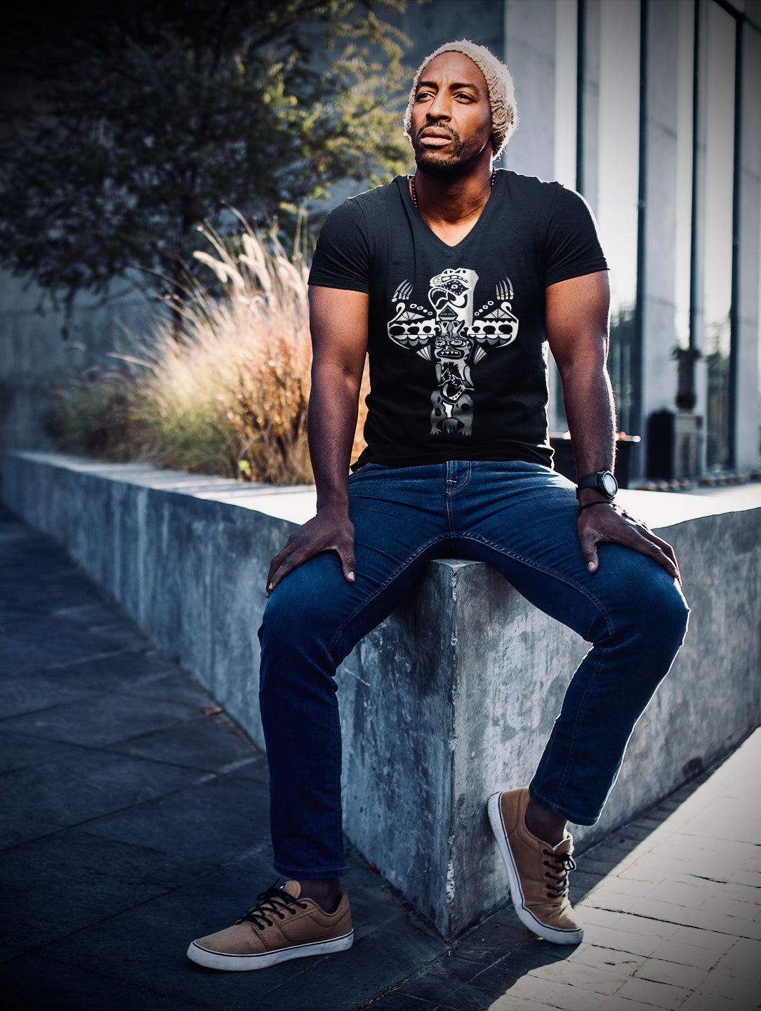 Eagle Totem - Unisex Short Sleeve V-Neck Tee