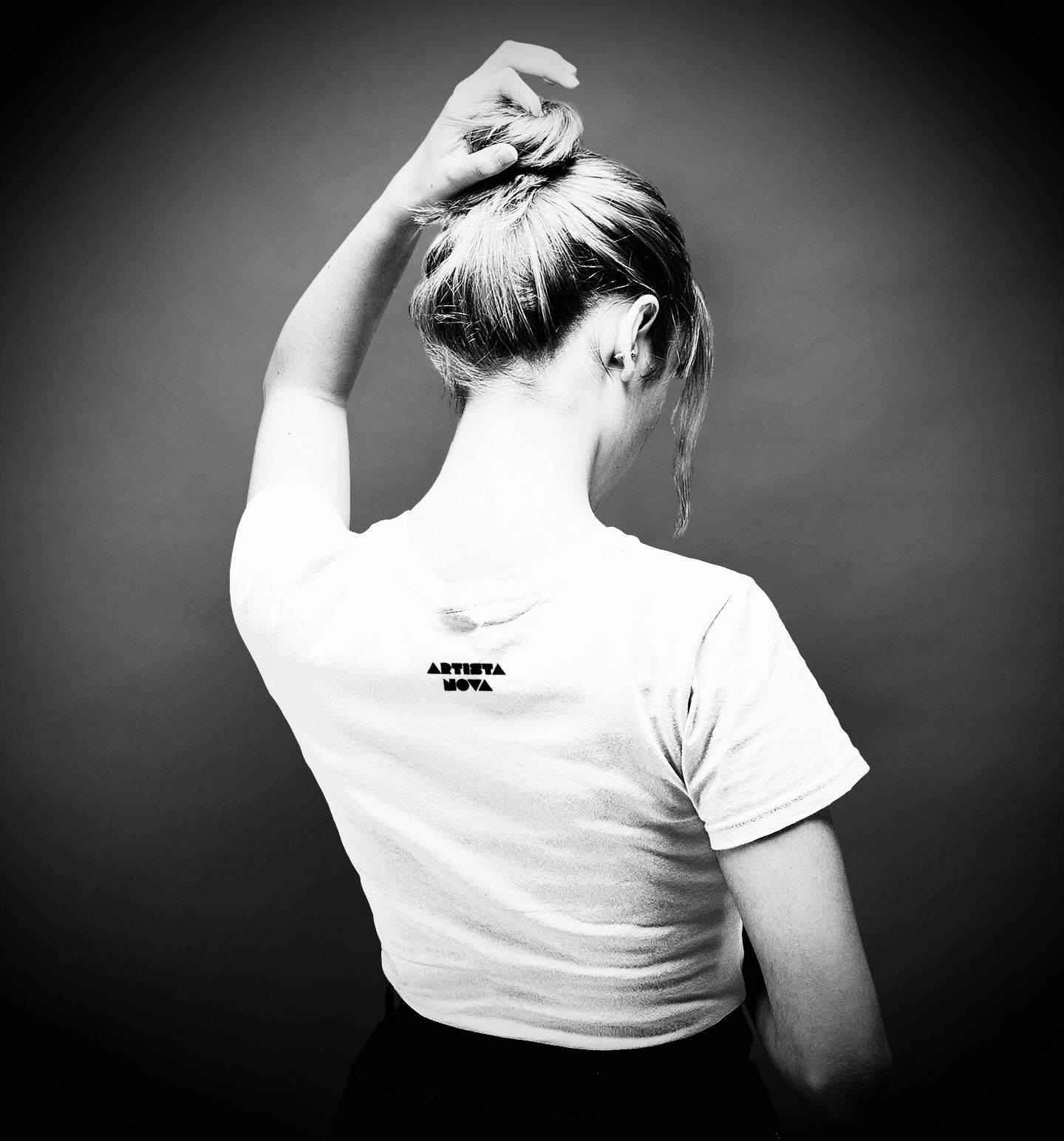 Thunderbird (Noir) - Women's Relaxed Crew Neck - White Tee