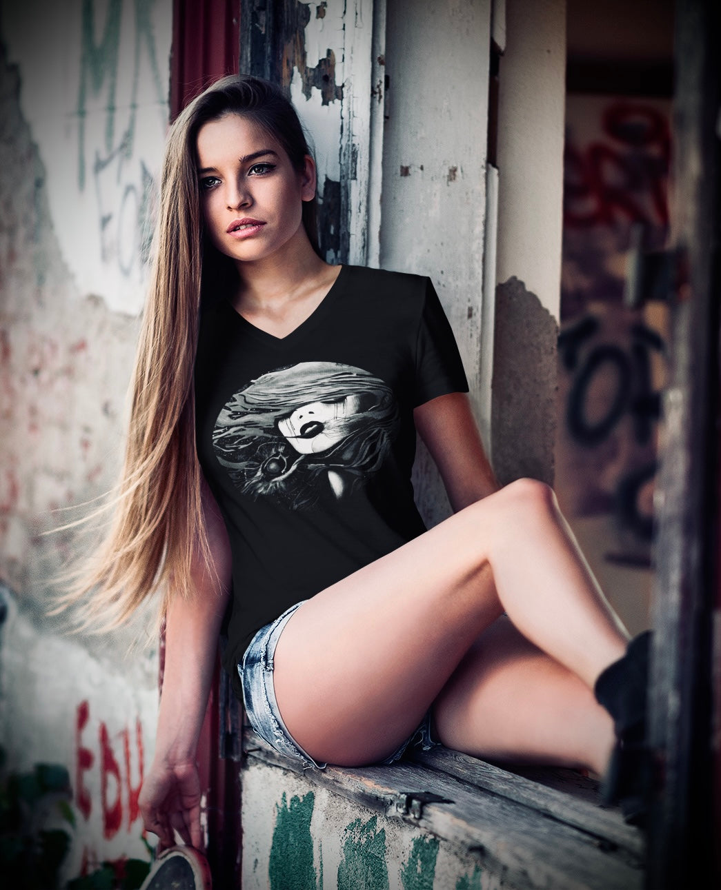 Fire (Noir) - Unisex Short Sleeve V-Neck Tee