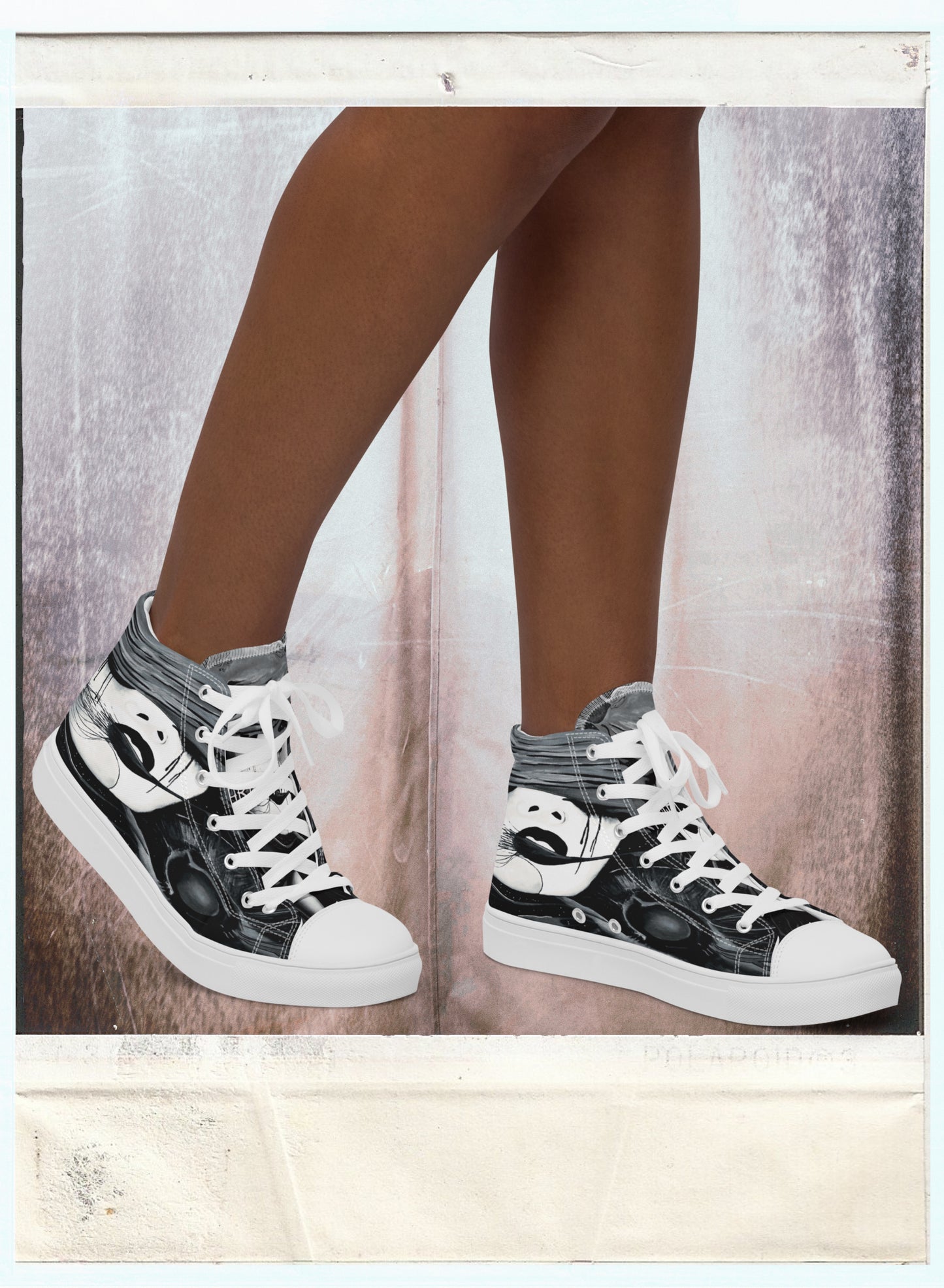 Fire (Noir) - Women’s High-Top Canvas Shoes