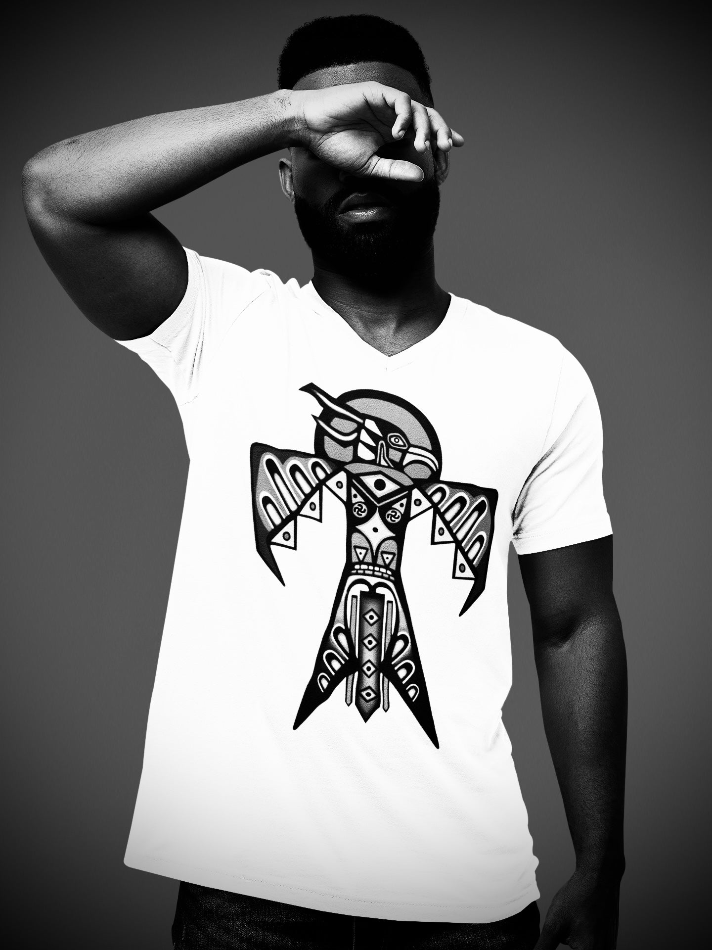 Thunderbird (Noir) - Unisex Short Sleeve V-Neck Tee