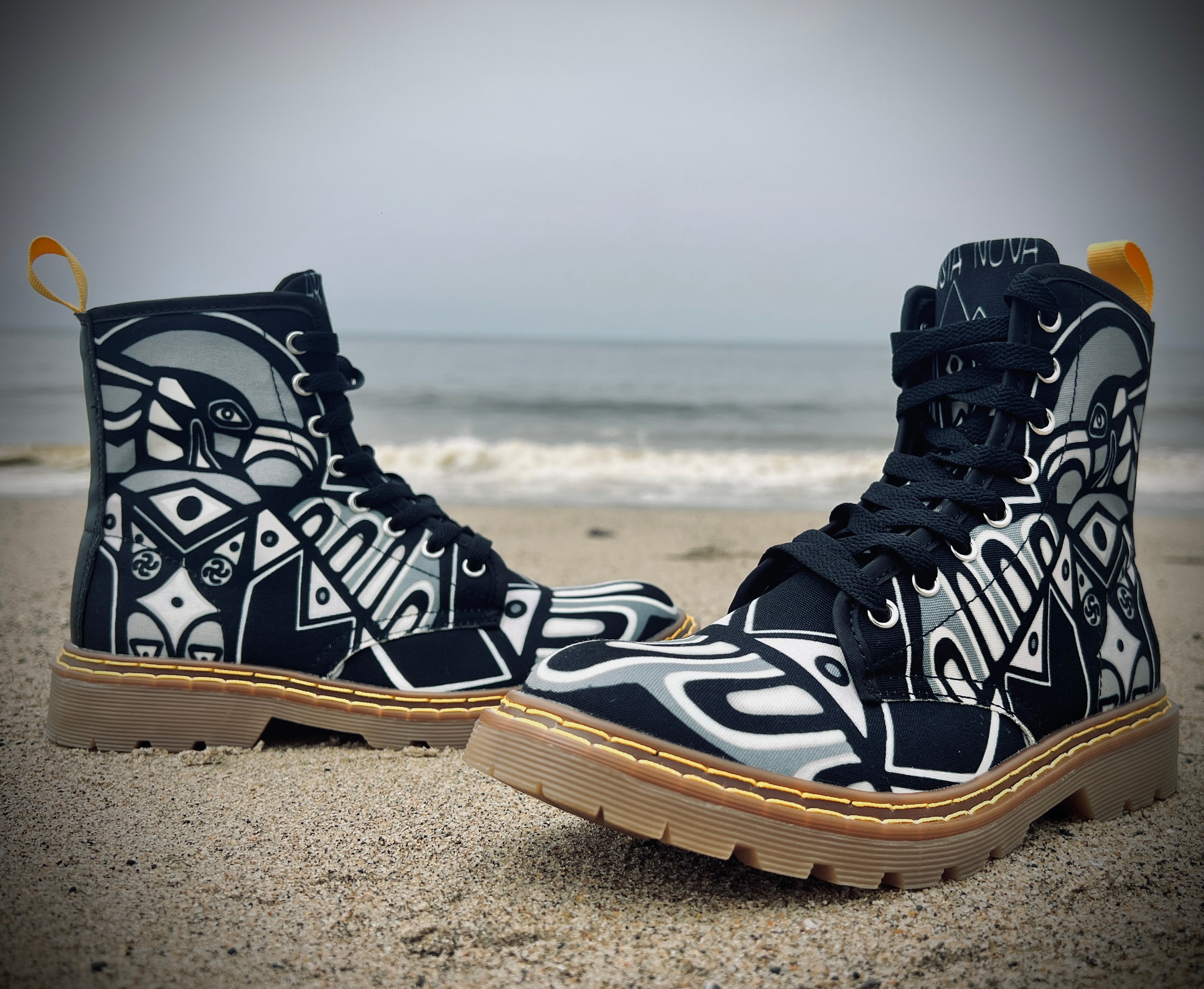 Thunderbird (Noir) - Relic Art Boots for Women