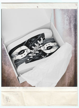 Fire (Noir) - Women’s High-Top Canvas Shoes