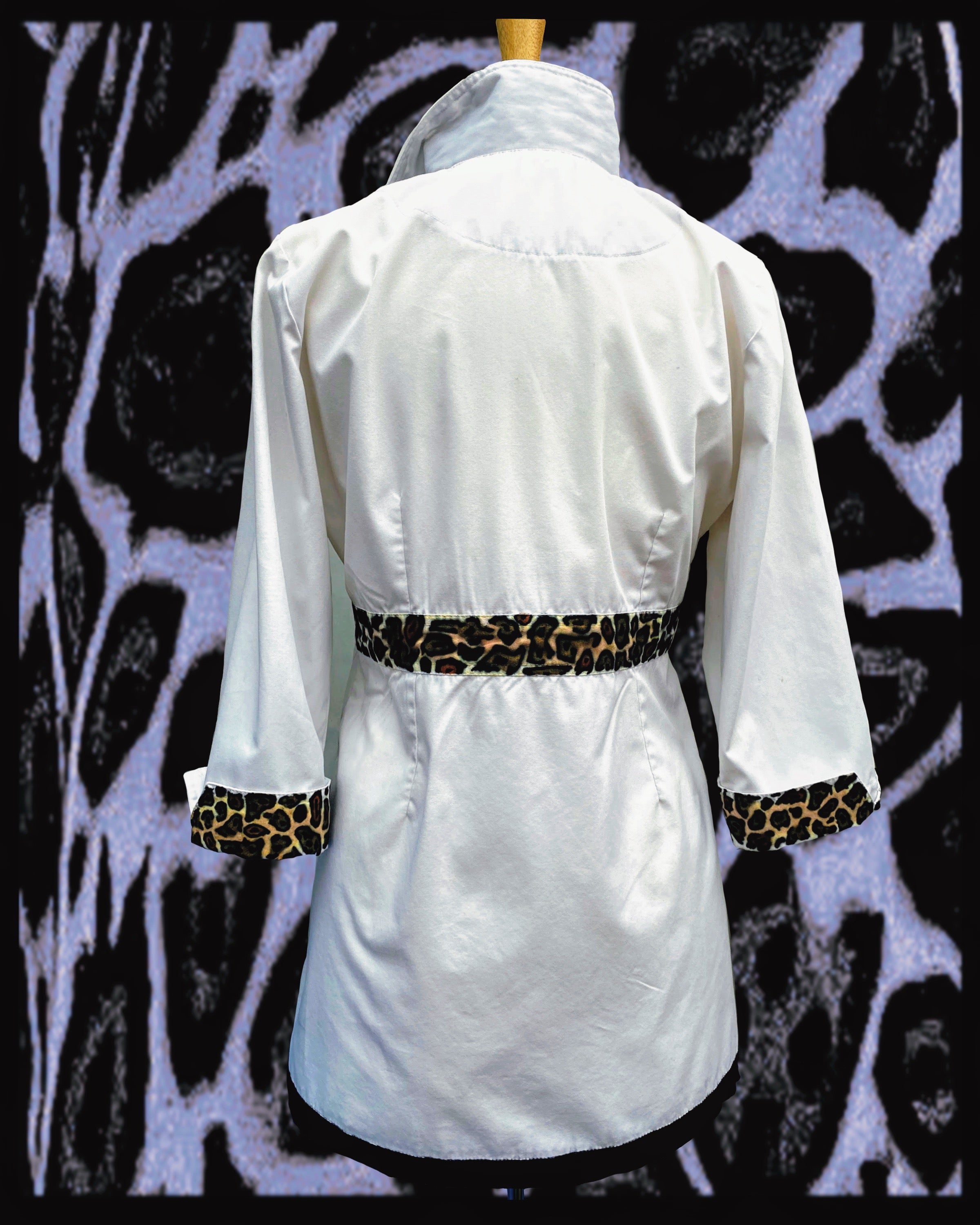 Women’s Jaguar Lab Coat