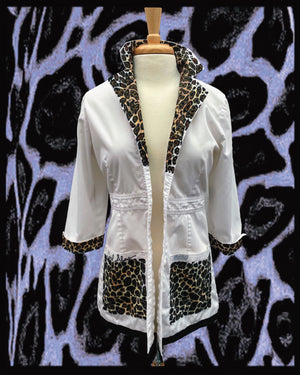 Med Couture: Women’s Jaguar Lab Coat